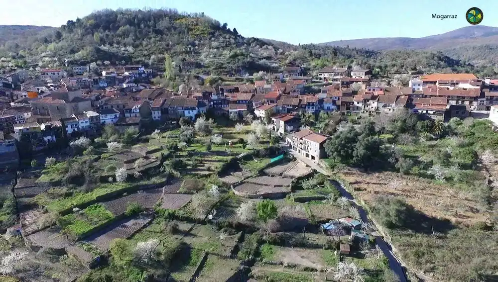 Mogarraz desde la distancia