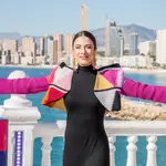 La cantante Blanca Paloma posa tras el sorteo en el que se ha descubierto el orden de las actuaciones de los finalistas del Benidorm Fest 2023
