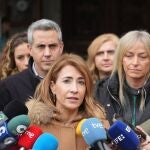 La ministra de Transportes, Raquel Sánchez, el vicepresidente de Cantabria, Pablo Zuloaga y la alcaldesa de Castro Urdiales, Susana Herrán, hoy