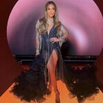 Jennifer Lopez en los Grammy 2023.