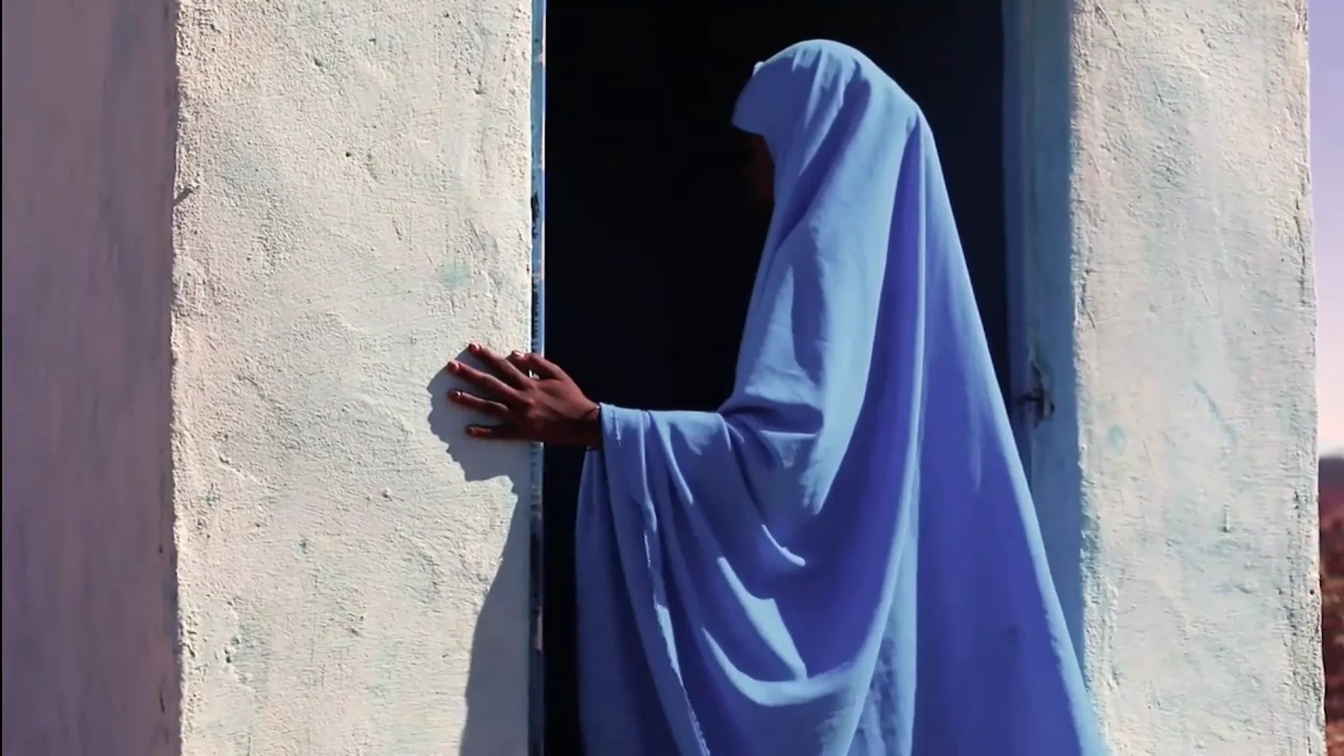 Aumenta el riesgo de mutilación genital femenina para millones de niñas y adolescentes debido a las crisis y los conflictos