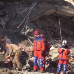 Milagros entre los escombros tras rescatar a varios supervivientes de los terremotos