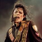 Michael Jackson en una foto de archivo en su concierto en Singapur
