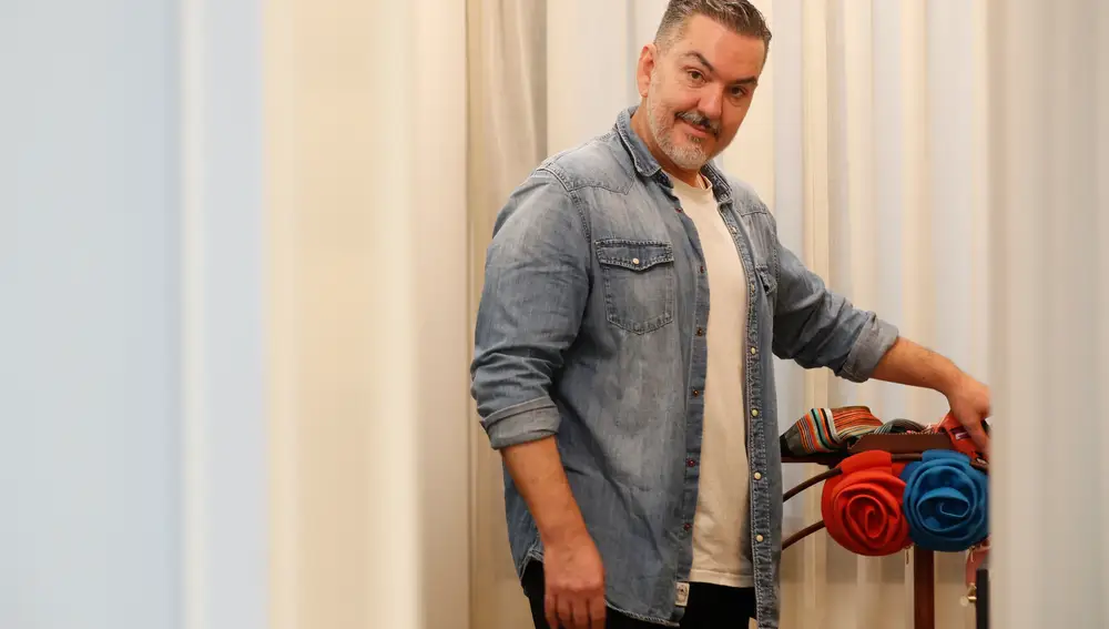 El diseñador Juan Duyos presenta "Fiesta" su nueva colección ready to wear para Es Fascinante