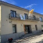 El Ayuntamiento de Sant Julià de Ramis, sin la bandera española 