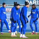 Fútbol.- Lionel Messi y Kylian Mbappé entran en la convocatoria para la ida de octavos de la Champions ante el Bayern