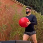Isco se ejercita en solitario a la espera de equipo