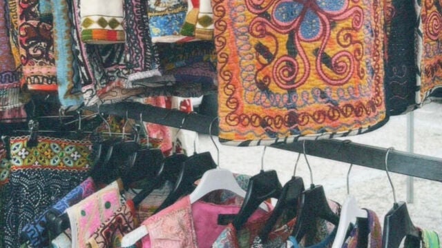 Victoria Federica es también asidua al mercadillo de Majadahonda.