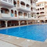 Piscina comunitaria de una urbanización