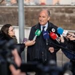 Camps niega ninguna relación de amistad con el Bigotes y dice que lo envió el PP de Madrid