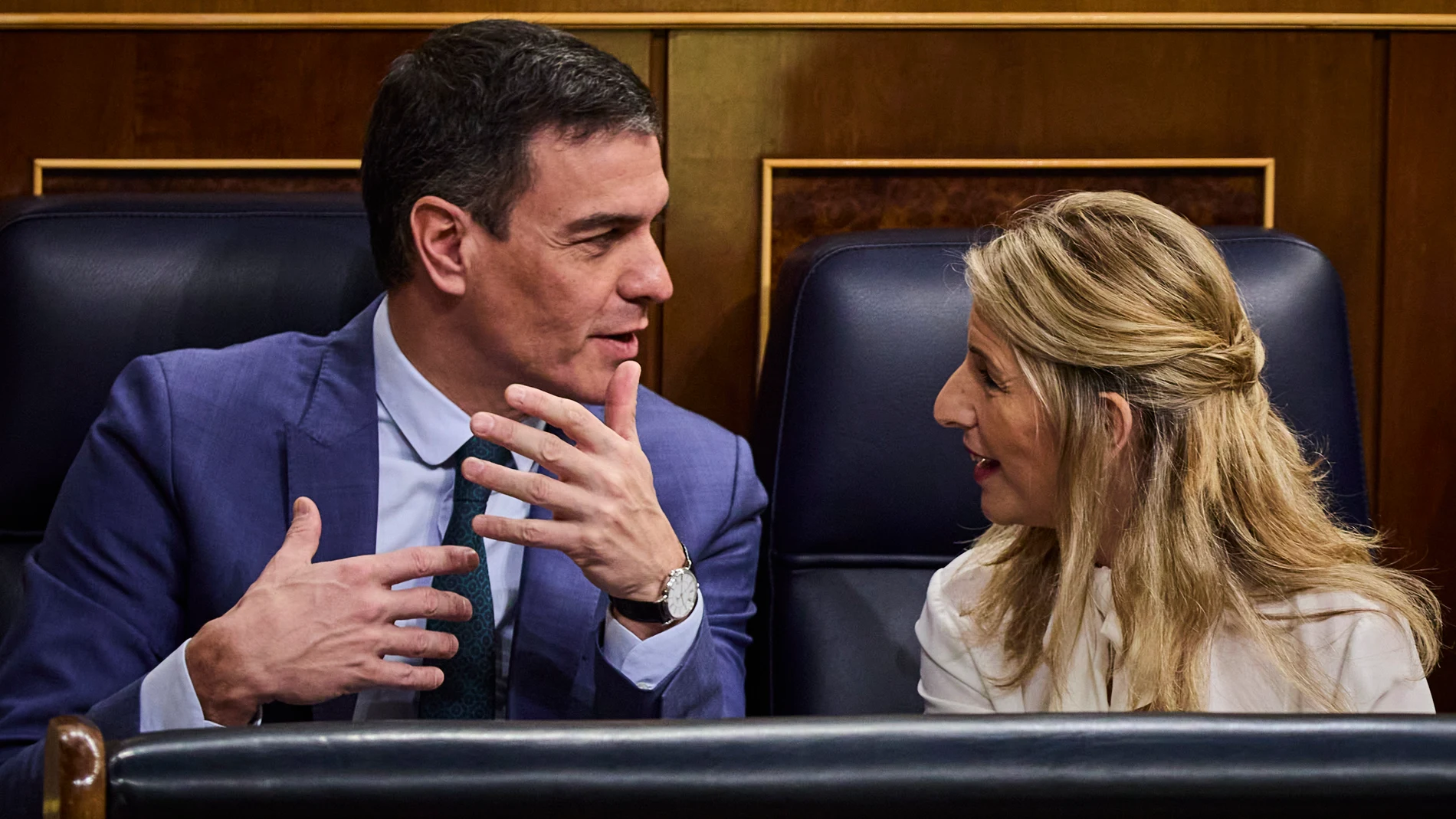 El presidente del Gobierno, Pedro Sánchez, y Yolanda Díaz, vicepresidenta segunda y ministra de Trabajo en el Congreso