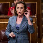 La portavoz del PP, Cuca Gamarra, durante la sesión de control al gobierno en el Congreso de los Diputados.