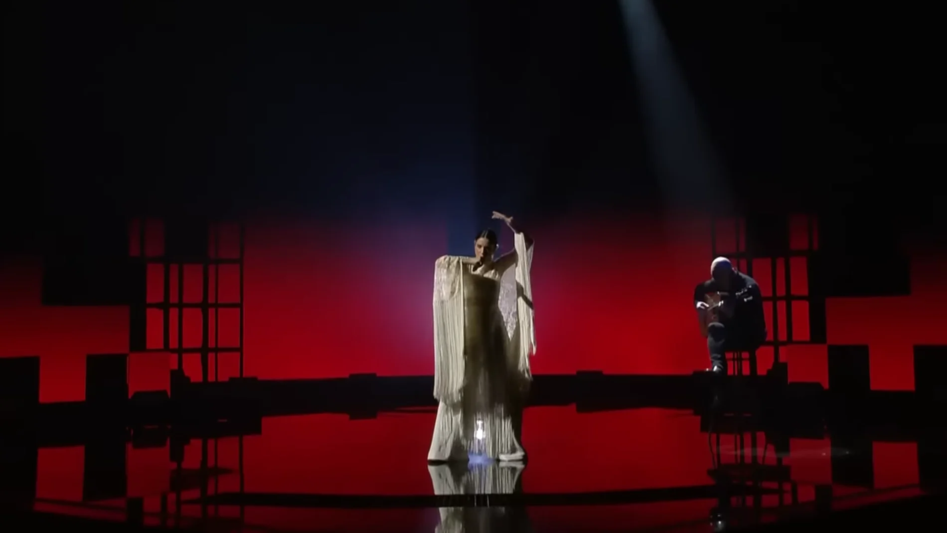 Blanca Paloma arrasa en el Festival da Cançao