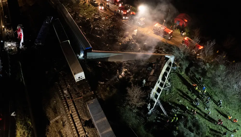 Two trains collided in Larissa: 16 killed and dozens injured