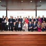 La Razón CV premia al empresario Toni Mayor, a la chef Susi Díaz, a la Asociación La Niña Amarilla y al Centenario de la Coronación de la Virgen de los Desamparados 