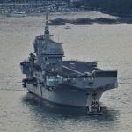 Imagen del LHD Trieste durante su periodo de pruebas antes de ser entregado a la Marina italiana