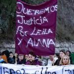 Manifestación de apoyo a las adolescentes 