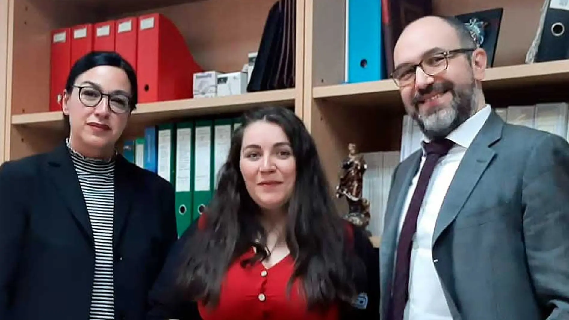 Carlota Fernández (directora general), Isabel Acosta (directora asistencial) y Francesco Borlenghi (director comercial).