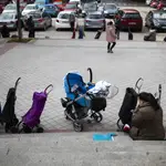 Colas del Hambre en el barrio de Aluche, Madrid