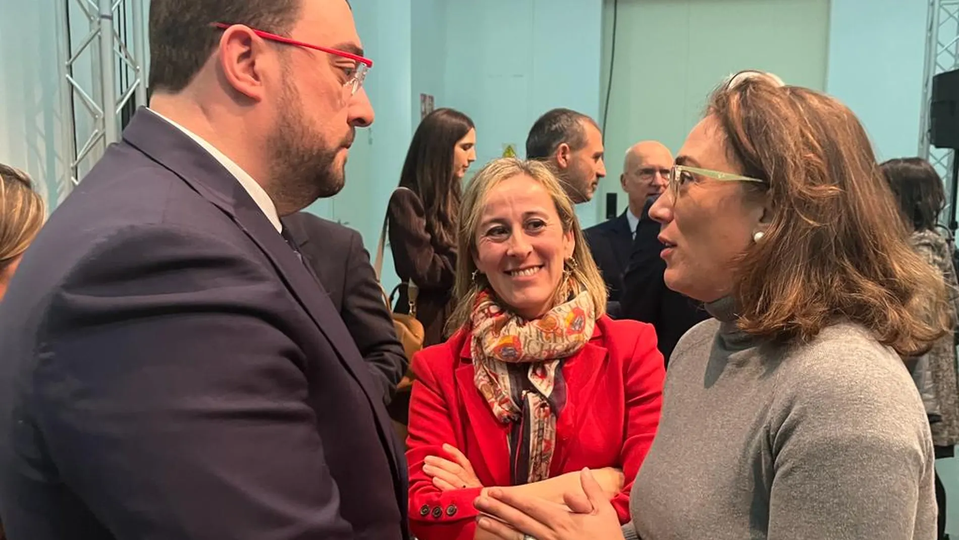 María González Corral, presente en la presentación del Comisionado para el Corredor Atlántico