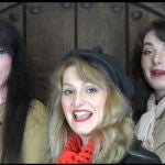 Patricia, Montserrat y Flor Bellido Durán, integrantes del grupo musical 'Mariah's Pop'