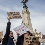 Manifestación en París contra la reforma de las pensiones del Gobierno