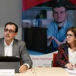 El delegado territorial de la ONCE en Castilla y León, Ismael Pérez, y la directora regional de Inserta Empleo en Castilla y León, Begoña Grijalvo, participan en el acto de constitución del Consejo Asesor del Foro Inserta Responsable en Castilla y León