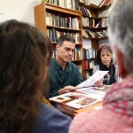 Sánchez elogia a las mujeres rurales como "pieza clave" en el desarrollo