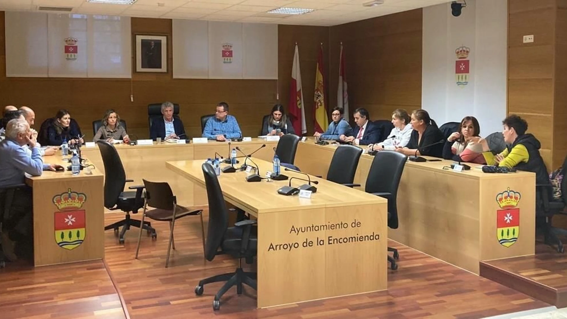 Reunión del Ayuntamiento de Arroyo de la Encomienda con representantes de las asociaciones de padres y madres para pedir Bachillerato en la localidad ARROYO DE LA ENCOMIENDA 11/03/2023