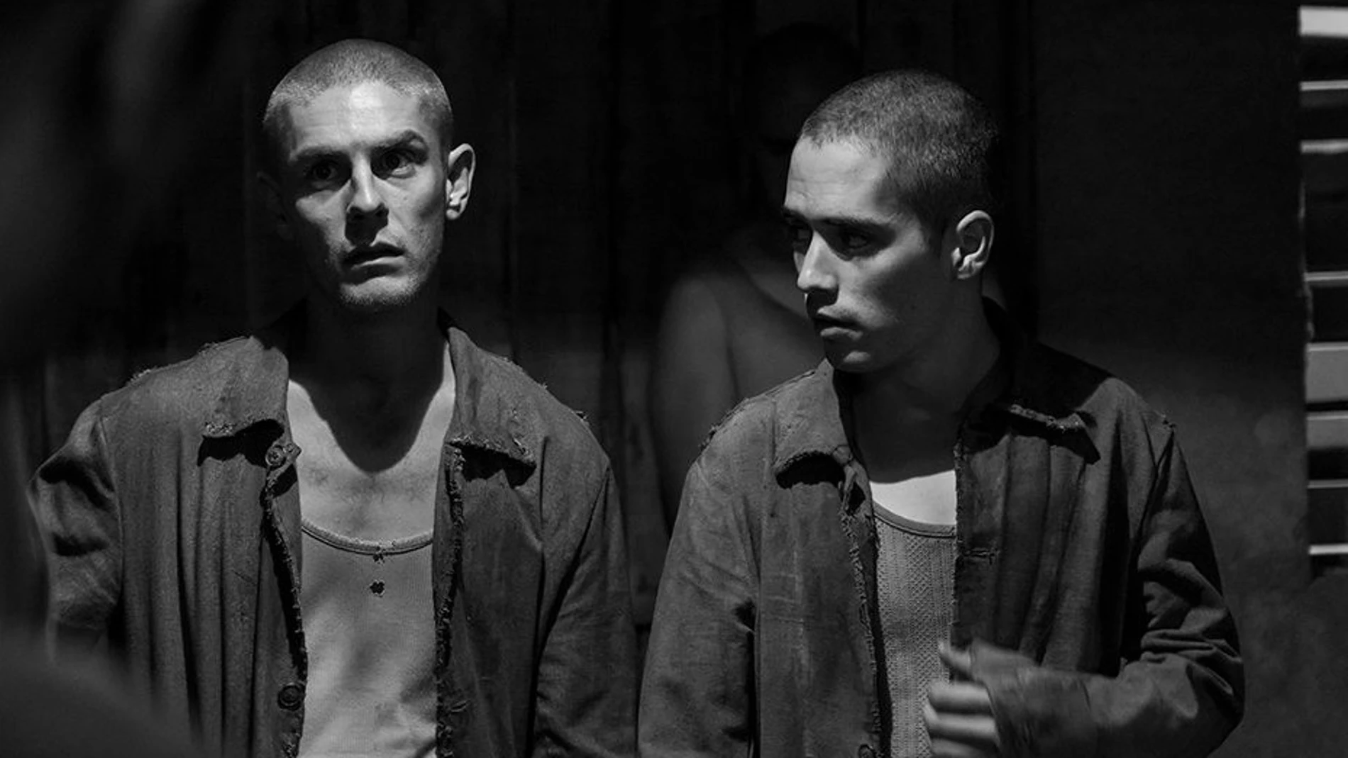 Patrick Criado (izda.) y Marcos Ruiz protagonizan «Las noches de Tefía», que se presentó este fin de semana en el Festival de Málaga