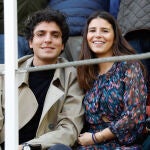 Tana Rivera luce espectacular para una tarde de toros con amigos