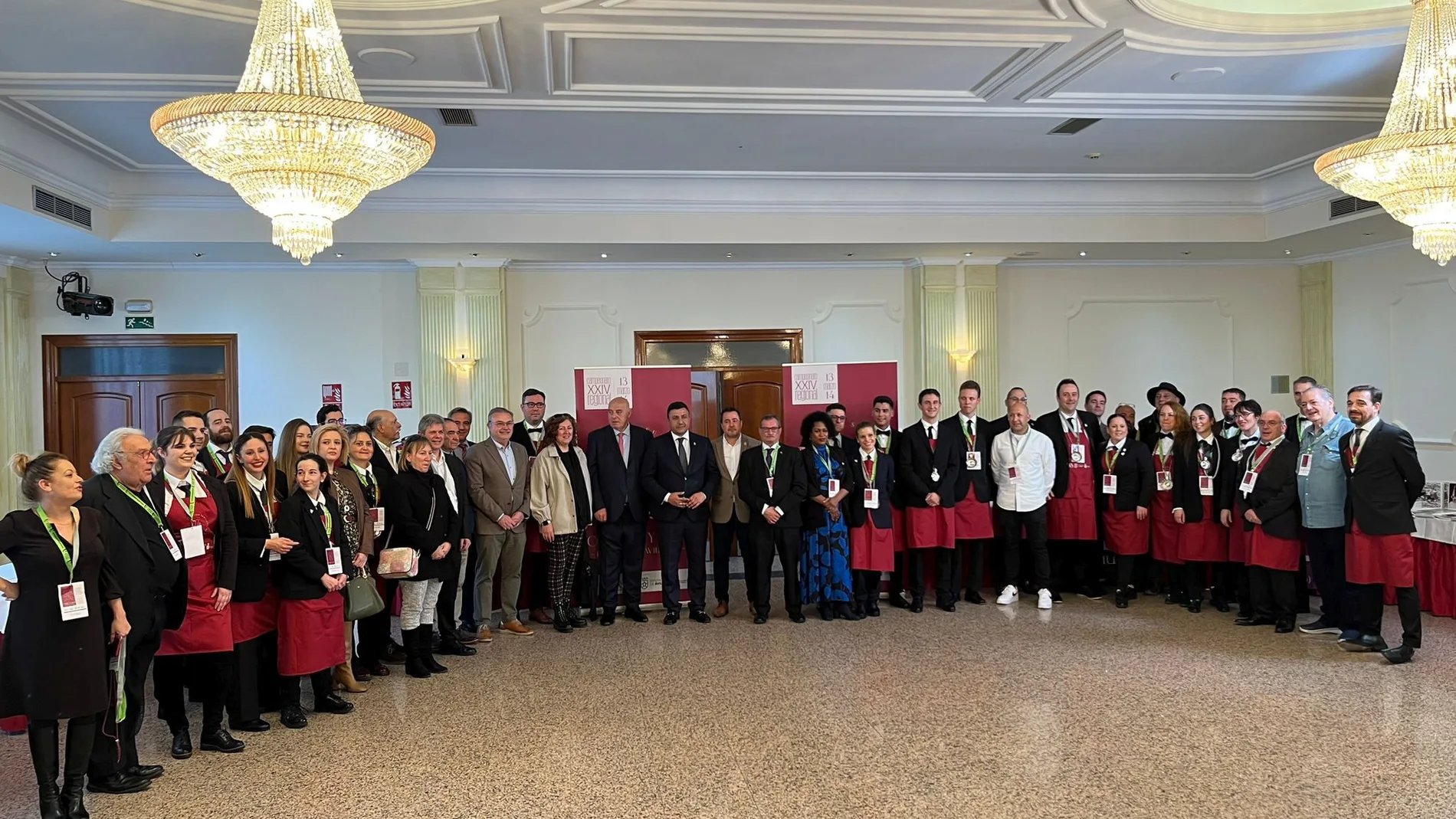 Foto de familia de la presentación del XXIV Campeonato Mejor Sumiller de Castilla y León
