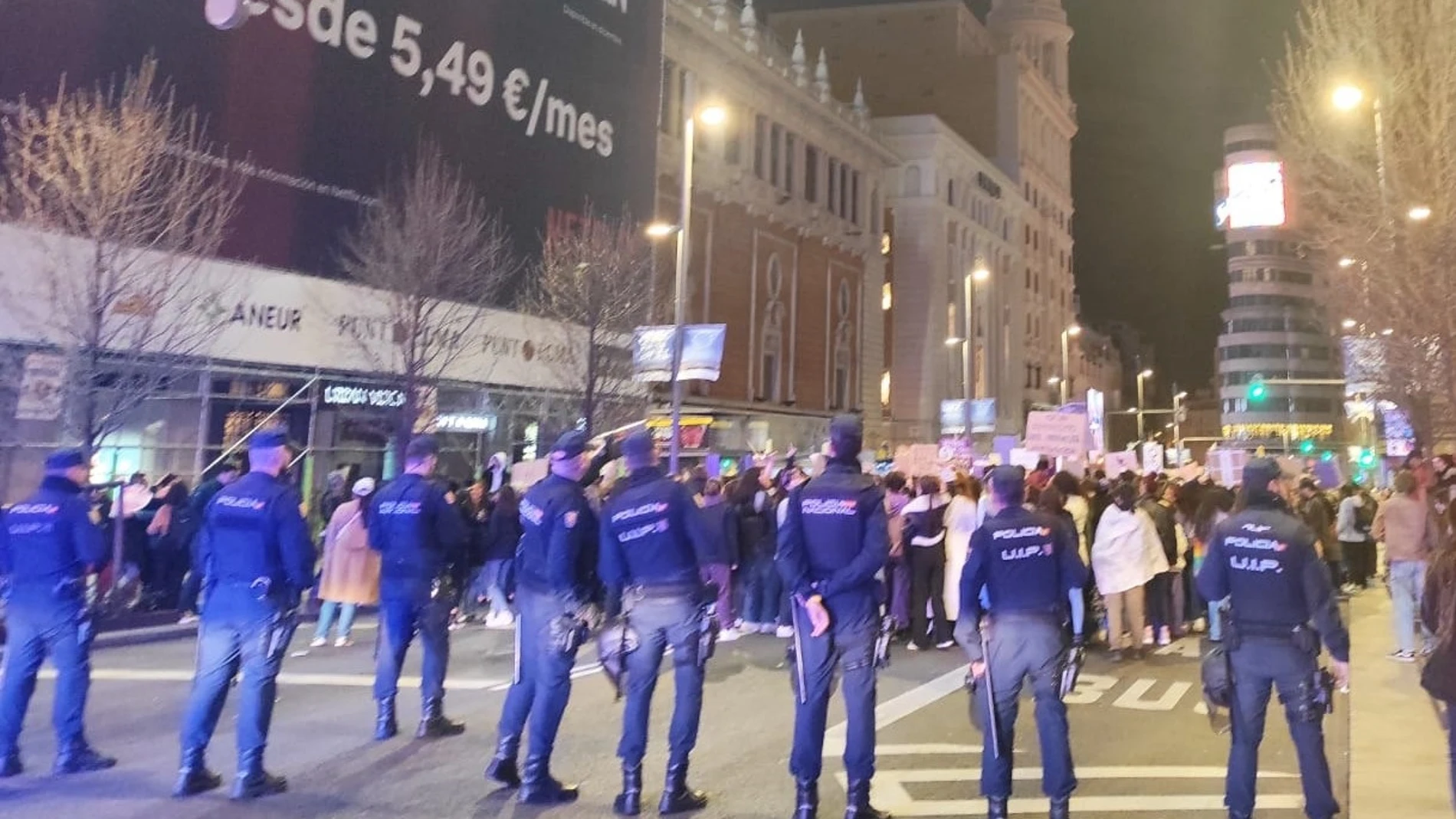 La 'ley mordaza' se vota mañana en el Congreso, sin que el Gobierno haya cerrado apoyos para garantizarse su aprobación