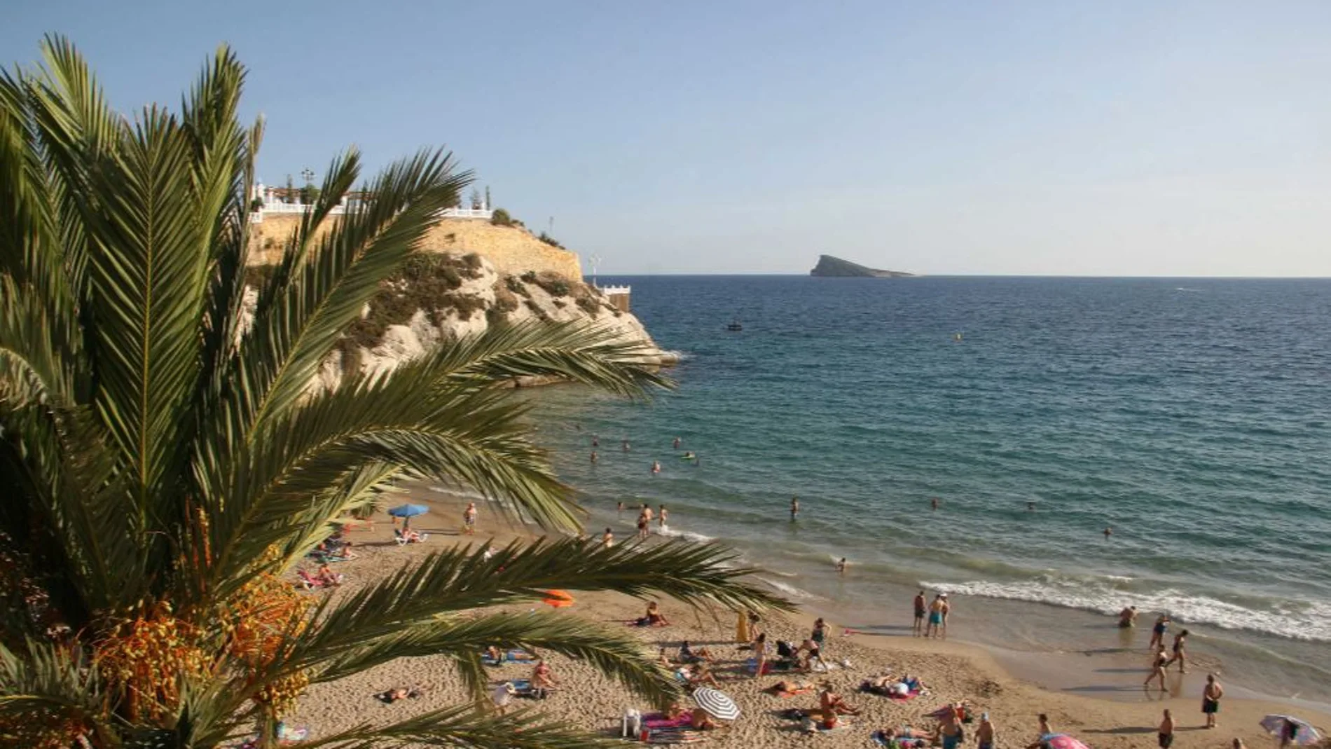 La isla de Benidorm está deshabitada pero puede ser visitada