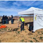 Dispositivo de la Guardia Civil en el pozo de la finca de Valdepeñas