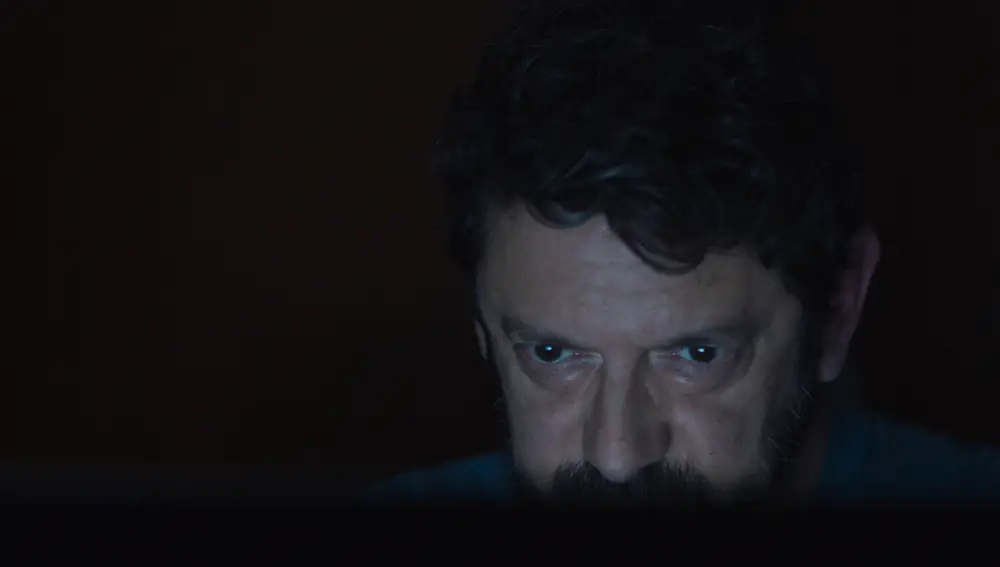 Manolo Solo en "La desconocida"