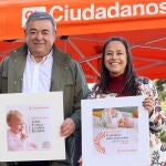 La presidenta de Ciudadanos (Cs) de Castilla y León y portavoz en el Ayuntamiento de León, Gemma Villarroel, comparece junto al candidato a la Alcaldía de la capital, Justo Fernández