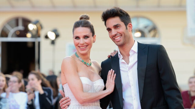 Vanesa Romero y Santi Burgoa