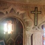 Interior de la iglesia del castillo de Colomares