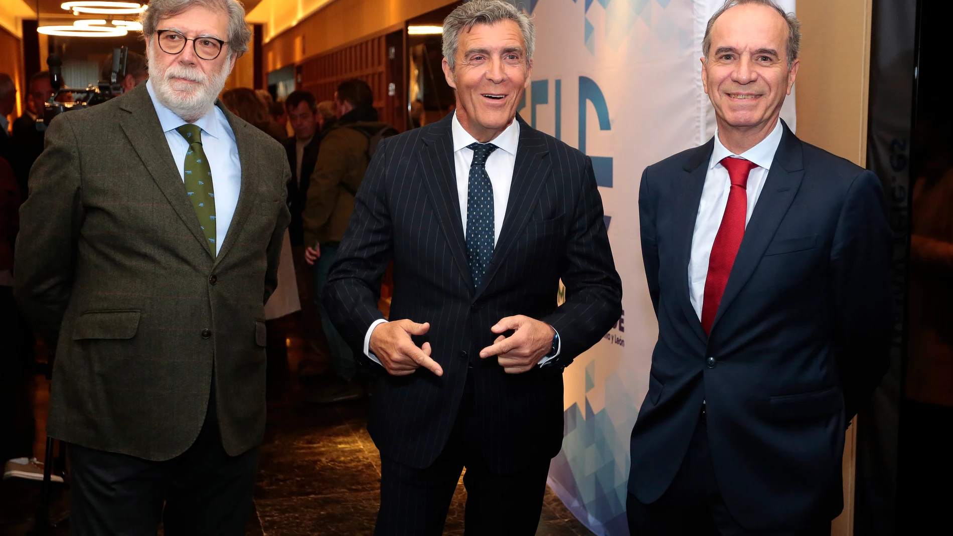 Santiago Aparicio junto a Javier Cepedano y Juan María Vallejo
