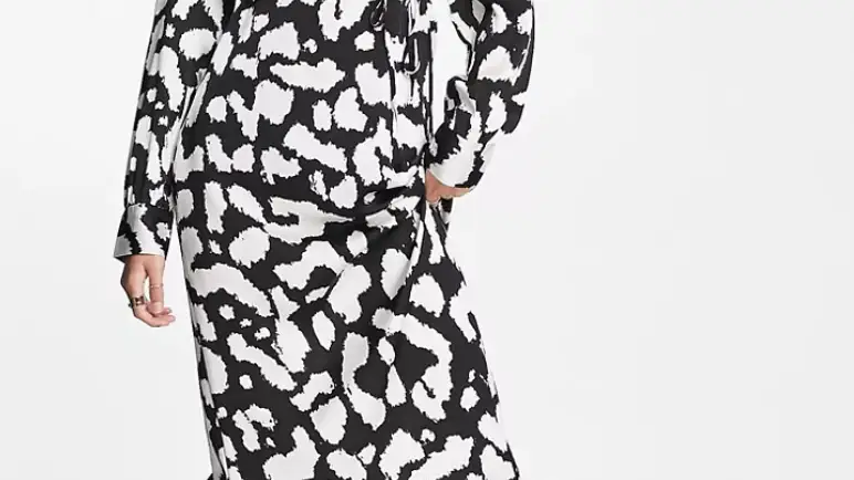 Vestido de Asos.