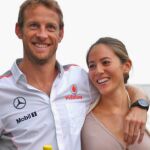 Jessica Michibata junto a Jason Button