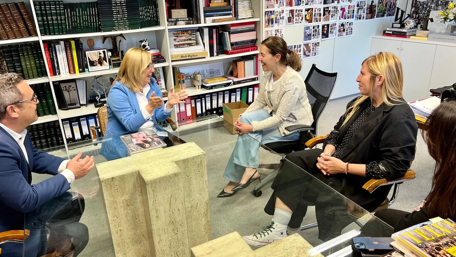 Un momento de la reunión en la sede de Telva