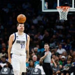 Mavericks Hornets Basketball