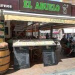 El local de la turística localidad en el que ocurrió el tiroteo 