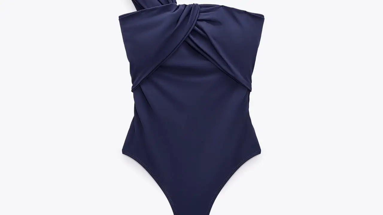 Bañador asimétrico drapeado