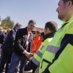 Sánchez ha visitado junto a Ximo Puig el puesto de mando avanzado de Barracas