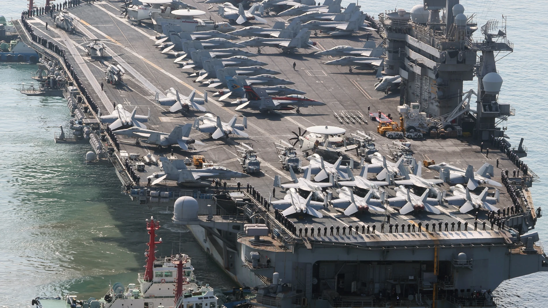 Busan (Korea, Republic Of), 28/03/2023.- The US Navy nuclear-powered aircraft carrier USS Nimitz makes a call at a naval base in the port city of Busan, South Korea, 28 March 2023. The call comes amid heightened tensions caused by recent North Korean missile tests. (Corea del Sur, Estados Unidos) EFE/EPA/YONHAP SOUTH KOREA OUT