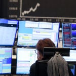 Economía/Finanzas.- Las empresas de servicios de inversión ganan 92,5 millones en 2022, un 18,5% menos