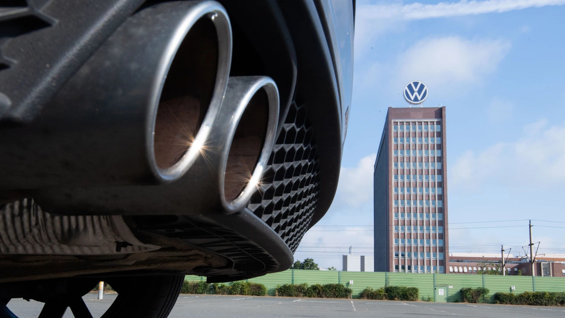 Economía/Motor.- El Abogado General de la UE rechaza que Volkswagen sea condenada reiteradamente por el 'dieselgate'
